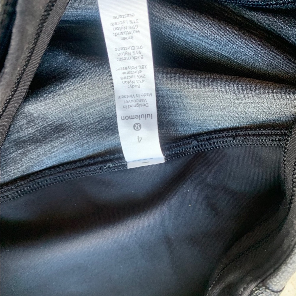 NWOT lulus! - Picture 2 of 4